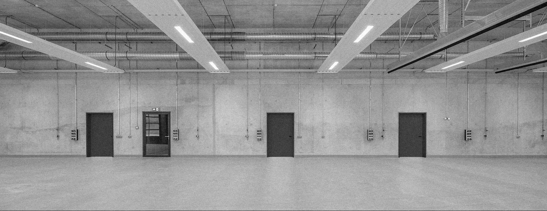 Halle_Brandschutzkraefte_Bruchsal_PLANUNGXGRUPPE_Architekten