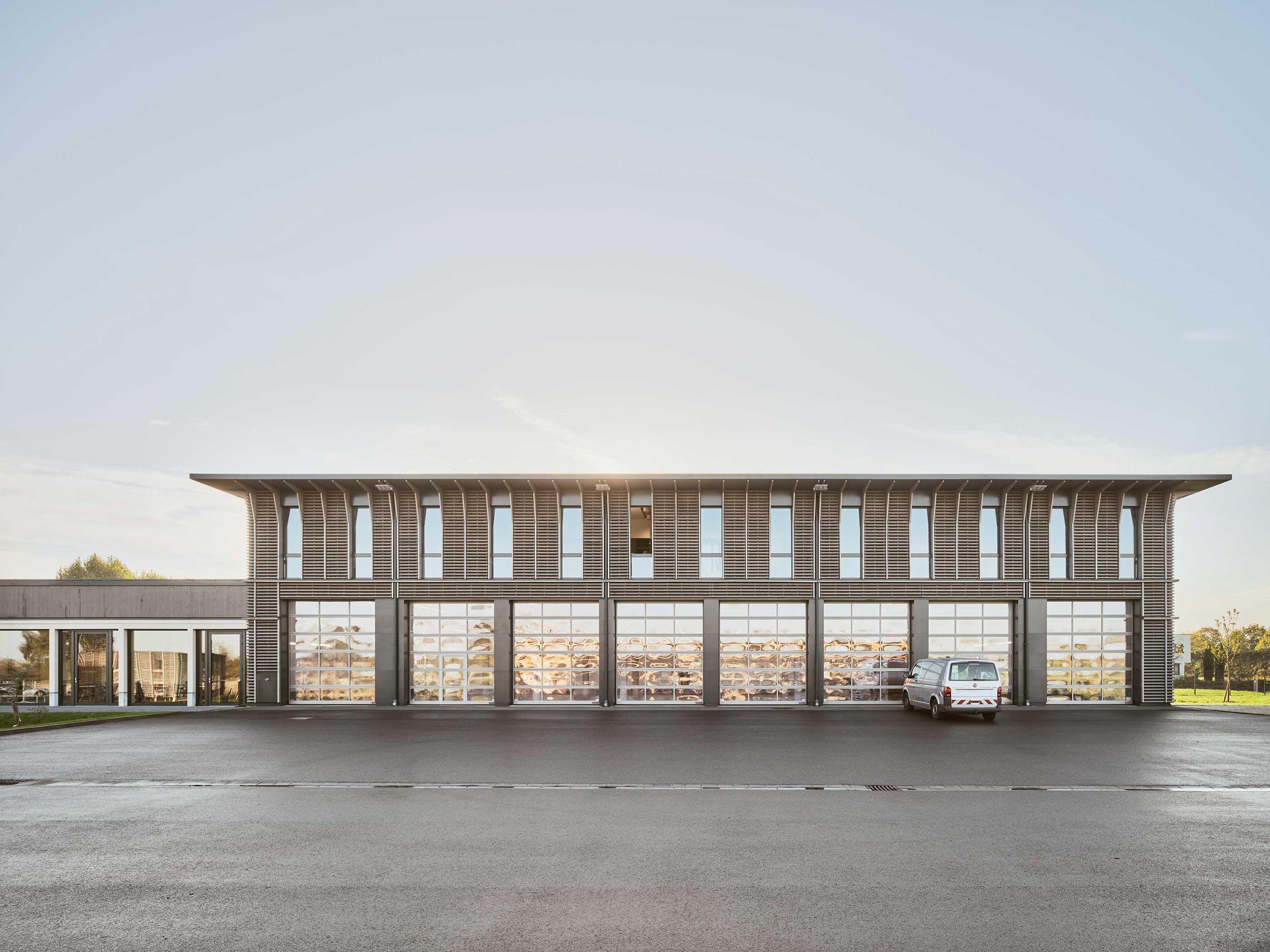 Technikzentrum_Transnet_Bruchsal_PLANUNGXGRUPPE_Architekten Holzfassade_Technikzentrum_Transnet_Bruchsal