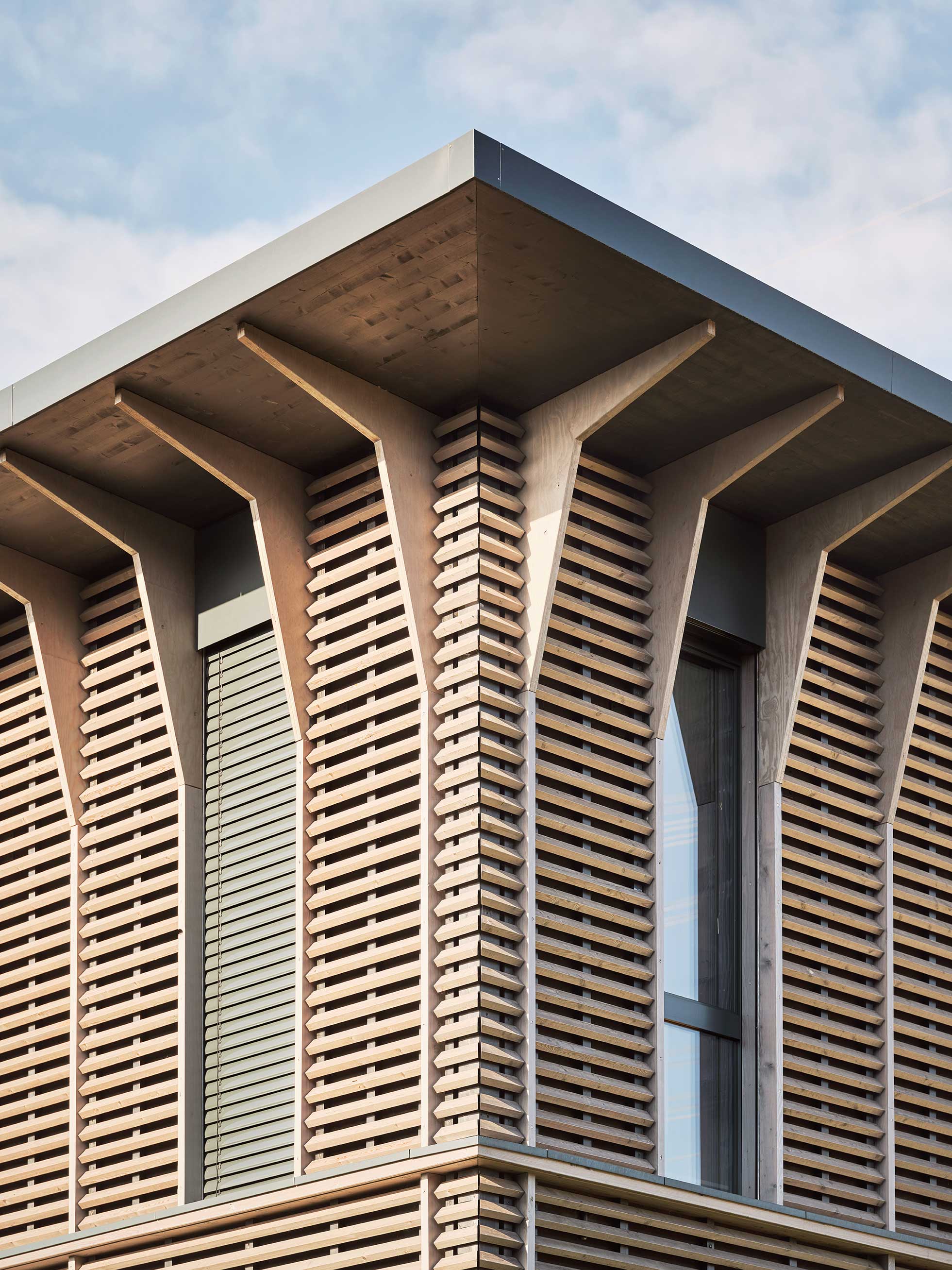 Technikzentrum_Transnet_Bruchsal_PLANUNGXGRUPPE_Architekten Attikadetail_Technikzentrum_Transnet_Bruchsal