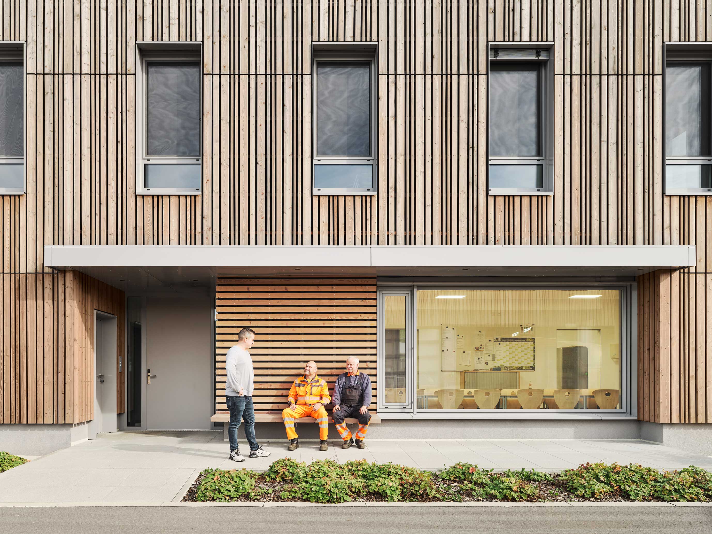 Strassenmeisterei_Tauberbischofsheim_Verwaltung_PLANUNGXGRUPPE_Architekten Strassenmeisterei_Tauberbischofsheim_Verwaltung_PLANUNGXGRUPPE_Architekten
