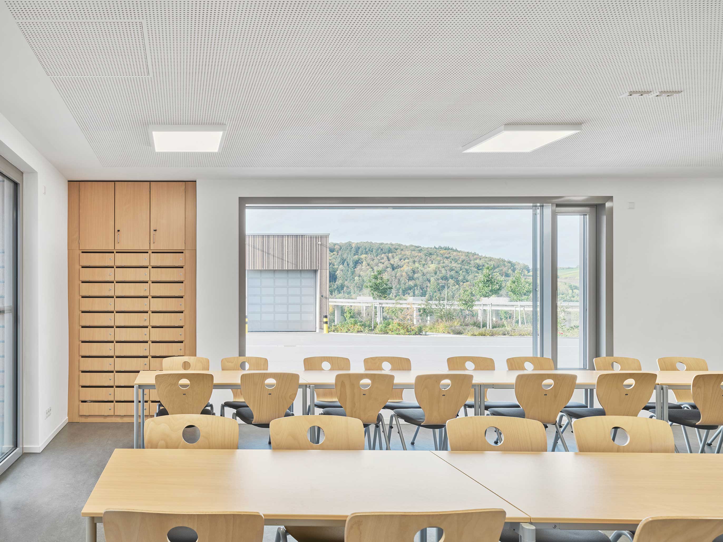 Strassenmeisterei_Tauberbischofsheim_Verwaltung_PLANUNGXGRUPPE_Architekten Strassenmeisterei_Tauberbischofsheim_Verwaltung_PLANUNGXGRUPPE_Architekten